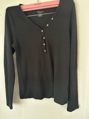 American Eagle Outfitters Black Ribbed V‑Neck Henley Long Sleeve Top